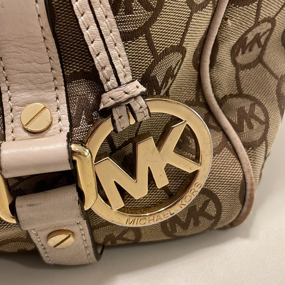 Michael Kors Purse - Picture 2 of 4